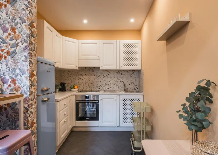 Daire The Rent - Colorful Loft In Trastevere Area *