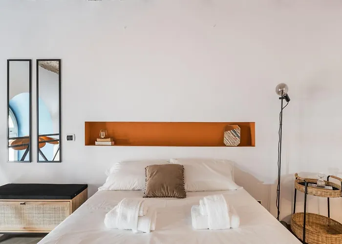 Daire The Rent - Colorful Loft In Trastevere Area *